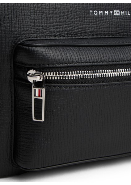 Siyah Erkek Postacı Çantası Th Busıness Leather Crossover fırsatları