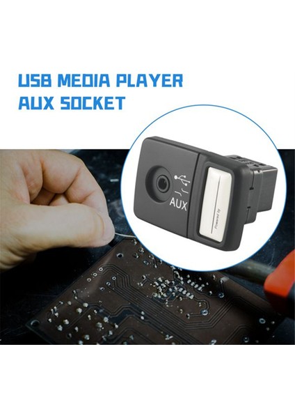 Araba Medya Oynatıcısı Aux Ses Arabirimi Şarj Portu Soketi USB Yardımcı Soketi 735547937 Fiat 500 Panda Punto Için (Yurt Dışından) fiyatları