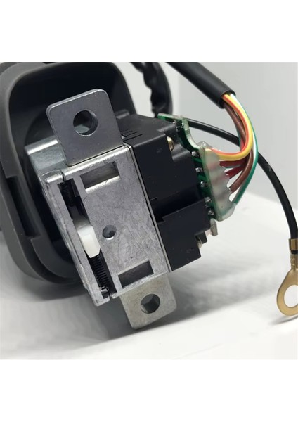 81255090085 Kamyon Dönüş Sinyali Direksiyon Kolonu Silecek Anahtarı Man Kamyon Kombinasyon Anahtarı 81255090118 (Yurt Dışından) indirimleri