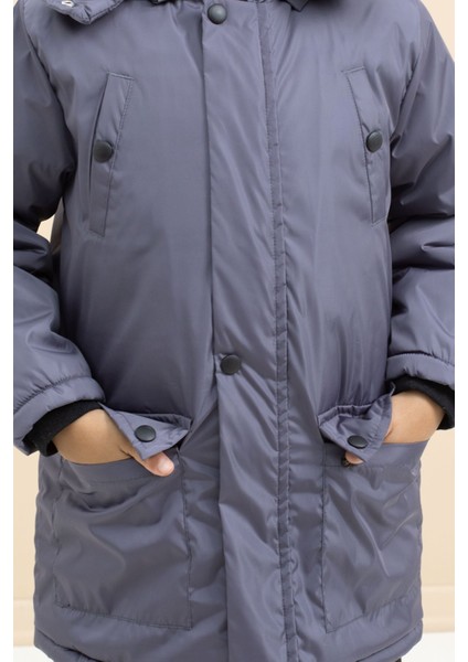 Füme Içi Kürklü Çıtçıtlı Cepli Uzun Kesim Erkek Çocuk Kapüşonlu Şişme Mont 21449 fırsatları