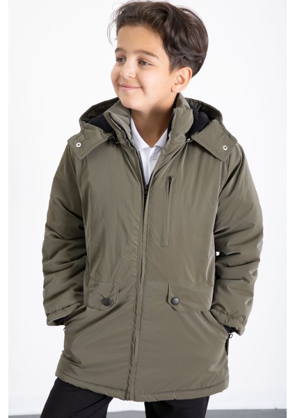 Haki Fermuarlı Göğüs Cepli Içi Kürklü Erkek Çocuk Kapüşonlu Mont 21370 modelleri