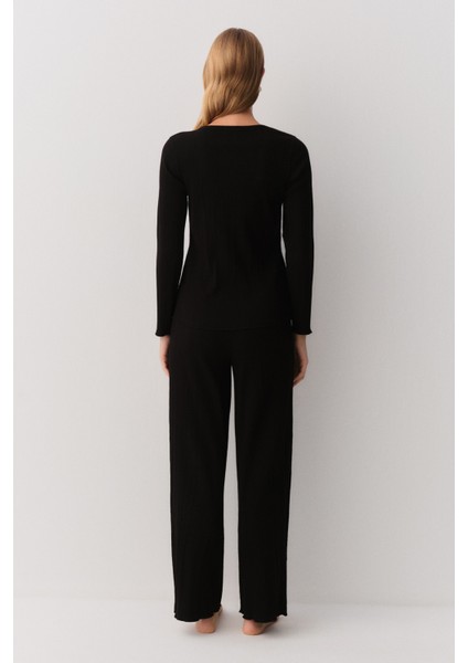 Flexible Pijama Takımı fırsatları