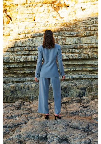 Kadın Gri Asimetrik Kruvaze Blazer fırsatları