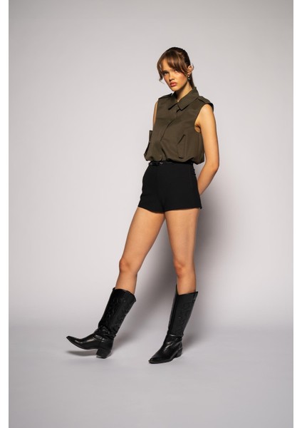 Kadın Siyah Yüksek Bel Hazır Kemerli Slim Fit Şort fiyatları