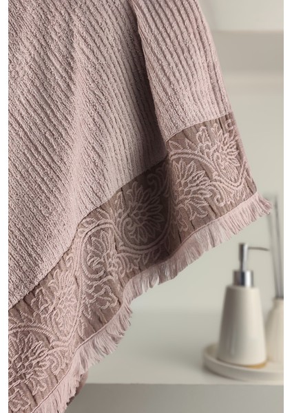 Püsküllü Bambu Banyo Havlusu - Lila Renk Ekstra Yumuşak Havlu - 70X140 cm - Kabartma Bordürlü