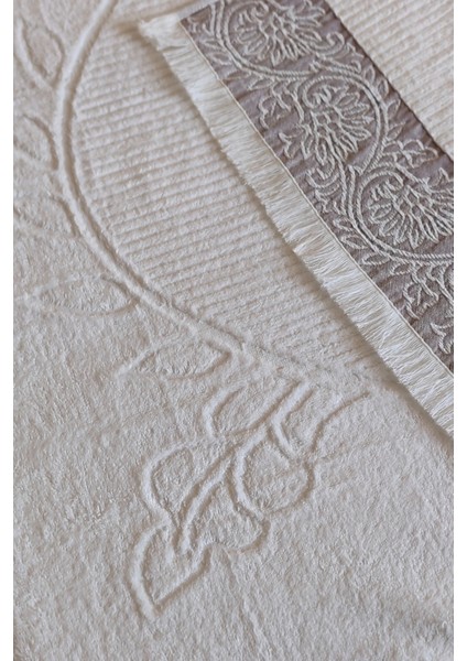Bambu Banyo Havlusu - Püsküllü & Ekstra Yumuşak & Süper Emici - 70X140 cm - Ekru