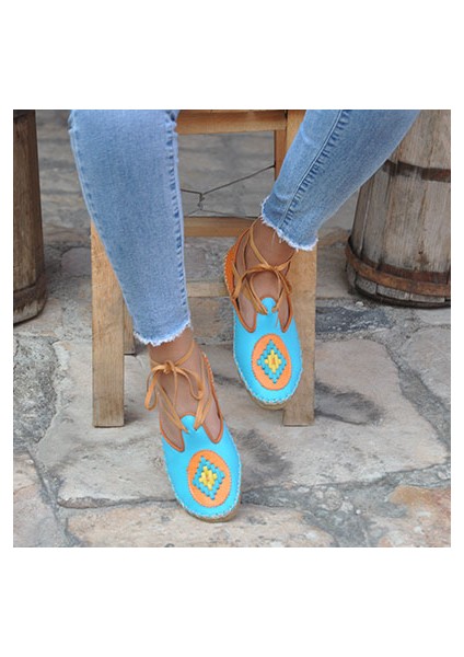 Bağcıklı Çarık fırsatları