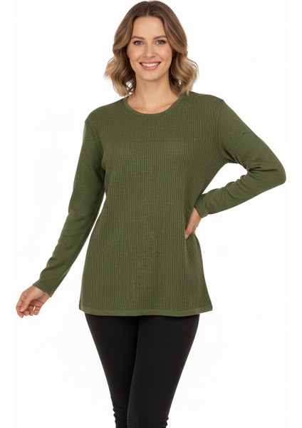 Kadın Kışlık Pamuklu Örme Ince Triko Anne Kazak Yuvarlak Yaka Desenli Uzun Kol Rahat Kesim Tam Kalıp