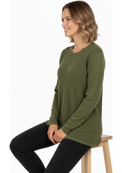 Kadın Kışlık Pamuklu Örme Ince Triko Anne Kazak Yuvarlak Yaka Desenli Uzun Kol Rahat Kesim Tam Kalıp indirimleri