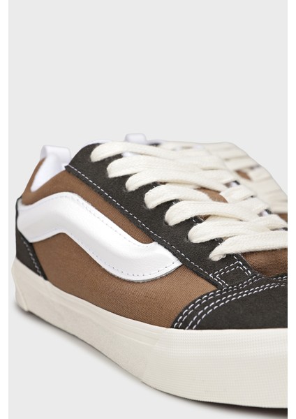 Knu Skool Deri Logolu Sneaker Ayakkabı Unisex Ayakkabı VN000D22BW21 indirimleri