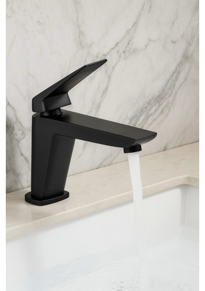 Mustang Black Lavabo Bataryası