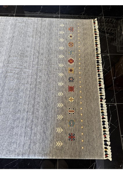 Wool Funky 804 Gri Klasik Salon Halısı fırsatları