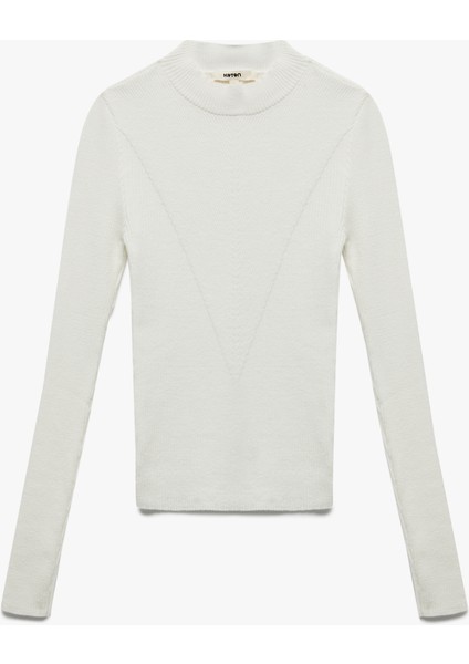 Hafif Dik Yaka Uzun Kollu Triko Kazak