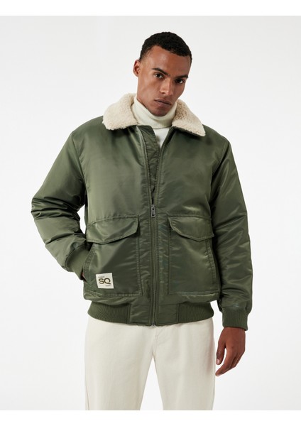 Uzun Kollu Cepli Etiket Detaylı Peluş Yaka Mont