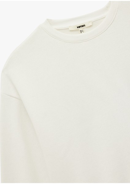 Üç Iplik Şardonlu Uzun Kollu Bisiklet Yaka Basic Sweatshirt modelleri