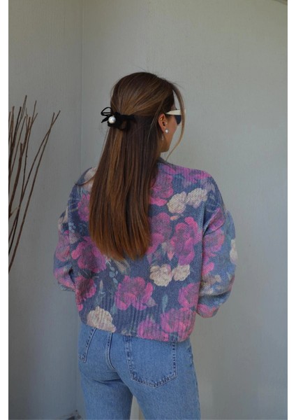 Renkli Çiçek Desen Hırka fiyatları