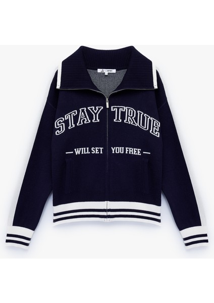 Fermuarlı Desenli Uzun Kollu Dik Yaka Triko Hırka