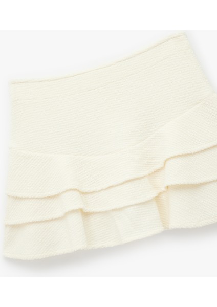 Slim Fit Katlı Detaylı Fırfırlı Mini Etek modelleri