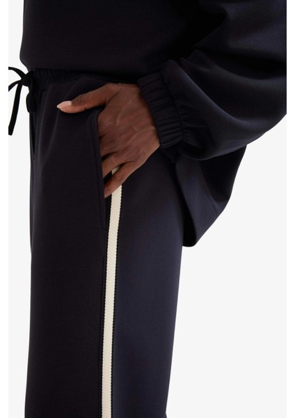 D1458 Siyah Defactofit Wide Leg Geniş Paça Cepli Standart Boy Modal Soft Touch Pantolon