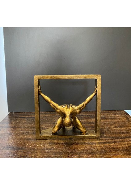 Kare Çerçevede Akrobat Spor Adam fırsatları