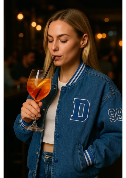 Kadın Mevsimlik Oversize Mavi Kot Kolej Ceket