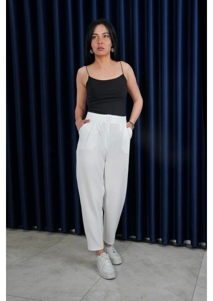 Çift Düğmeli Tüylenmez Crop Full Likralı Havuç Kesim Palazzo Beyaz Pantolon