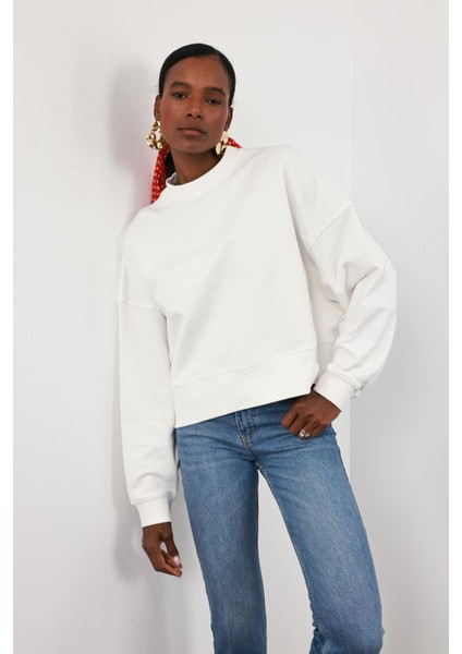 Beyaz Basic Sweatshirt modelleri