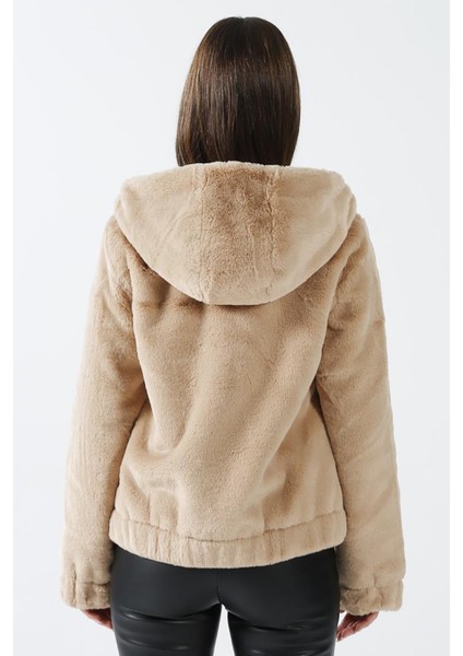 Kadın Onlvıda Kapüşonlu Peluş Mont 15260047 Bej indirimleri