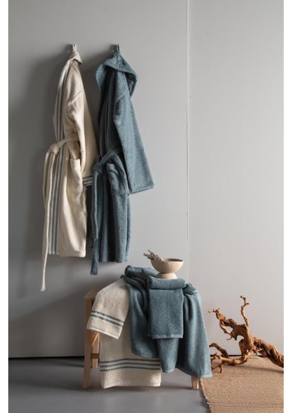 Penye Modeo Yeşil/ekru Aile Bornoz Seti