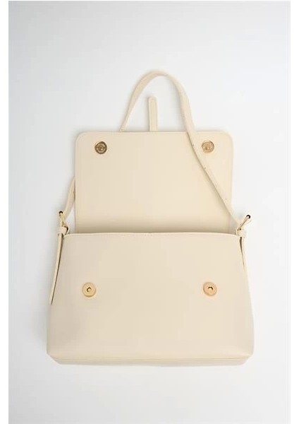 Kadın Pu Deri El ve Omuz Çantası Toka Detaylı Günlük Kullanım Özenle Seçilmiş Rahat Kullanım fiyatları