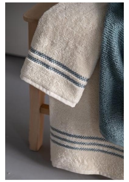 Penye Modeo Yeşil/ekru Aile Bornoz Seti modelleri