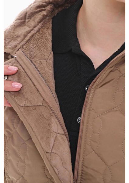 Kadın Büyük Beden Desenli Kısa Kapitone Mont