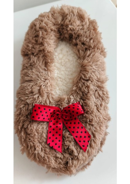 My Baby Kumsal Değişik Renk ve Görseller ile Kaymaz Taban Çocuk Ev Patikleri.