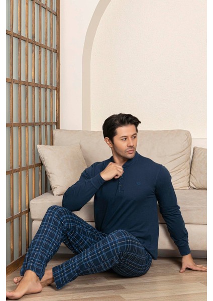 Erkek 3 Düğmeli Ekose Desen Pamuk Likra Mevsimlik Uzun Kol Manşetli Cepli Pijama Takımı modelleri