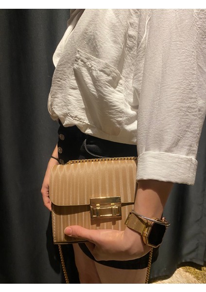 Astra Ince Askılı Çanta