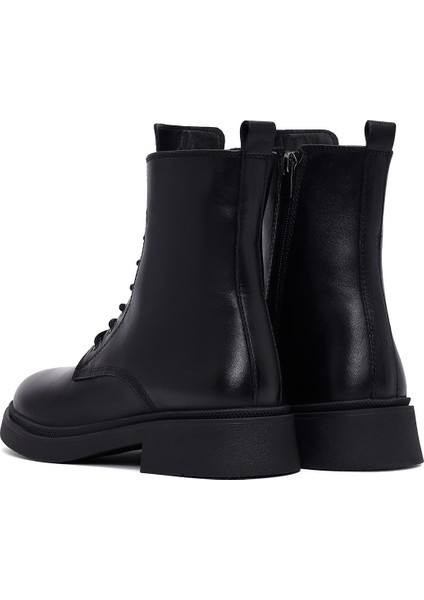 Kadın Siyah Fermuarlı Kalın Tabanlı Deri Postal Bot 25WFD511118