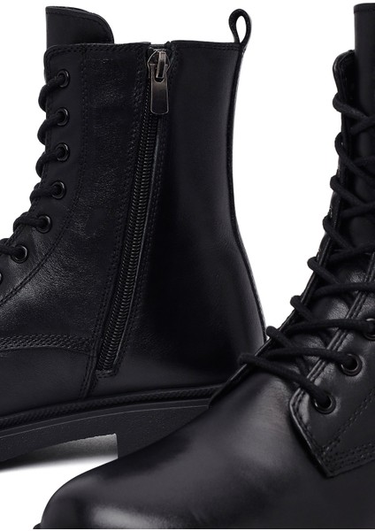 Kadın Siyah Fermuarlı Kalın Tabanlı Deri Postal Bot 25WFD511118
