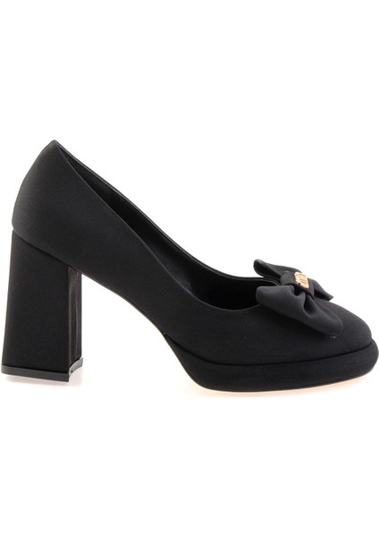 Mat Siyah Kadın Klasik Topuklu Ayakkabı K01231455438