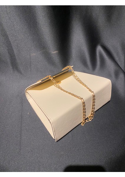 Pyramid Ince Askılı Abiye Çanta modelleri