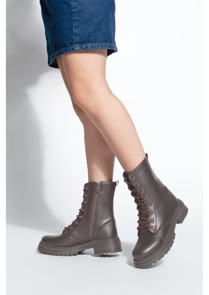 Kadın Postal Bot Fermuarlı Bağcıklı Tırtıklı Taban Celare Kahve fiyatları