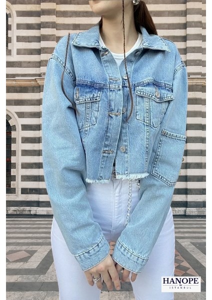 Açık Mavi Etek Ucu Püsküllü Crop Kot Ceket fırsatları