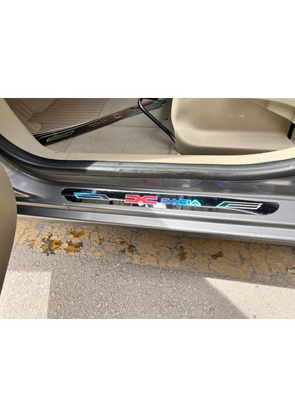 Daçia Aynalı Kapı Eşiği 4'lü Seti modelleri