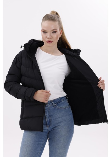 Kadın Kapüşonlu Polarlı Kürklü Su Geçirmez Rüzgara Dayanıklı Şişme Mont Kaban Parka