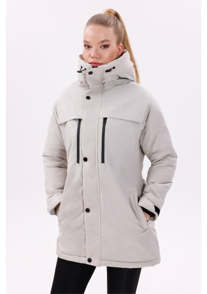 Kadın Polarlı Kürklü Su ve Rüzgar Geçirmez Kapüşonlu Kışlık Mont & Kaban & Parka