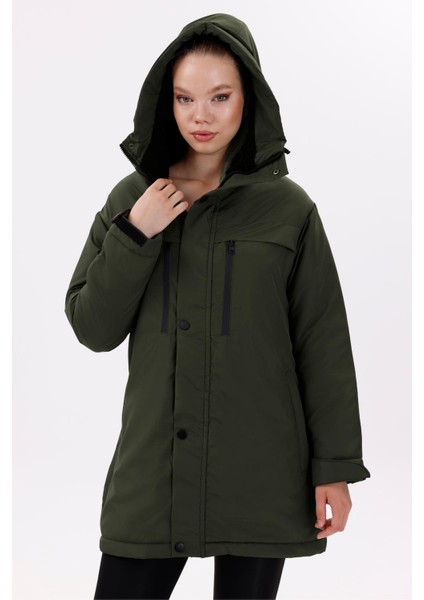 Kadın Polarlı Kürklü Su ve Rüzgar Geçirmez Kapüşonlu Kışlık Mont & Kaban & Parka