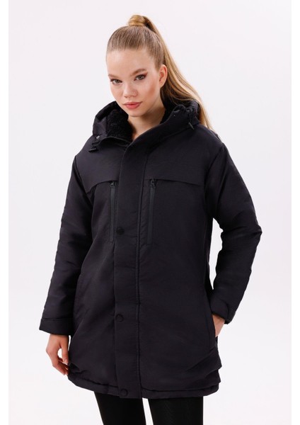 Kadın Polarlı Kürklü Su ve Rüzgar Geçirmez Kapüşonlu Kışlık Mont & Kaban & Parka