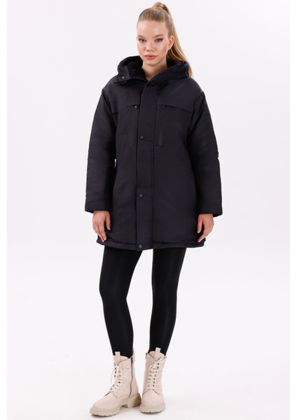 Kadın Polarlı Kürklü Su ve Rüzgar Geçirmez Kapüşonlu Kışlık Mont & Kaban & Parka