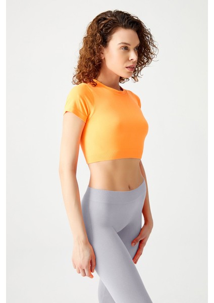 Gri Esnek ve Toparlayıcı Spor Tayt Basic Seamless modelleri