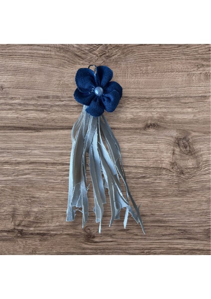 El Yapımı Püskül ve Çiçek Detaylı Denim Çanta Charm fiyatları