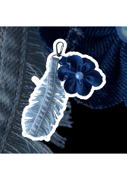 El Yapımı Yaprak ve Çiçek Detaylı Denim Çanta Charm fırsatları